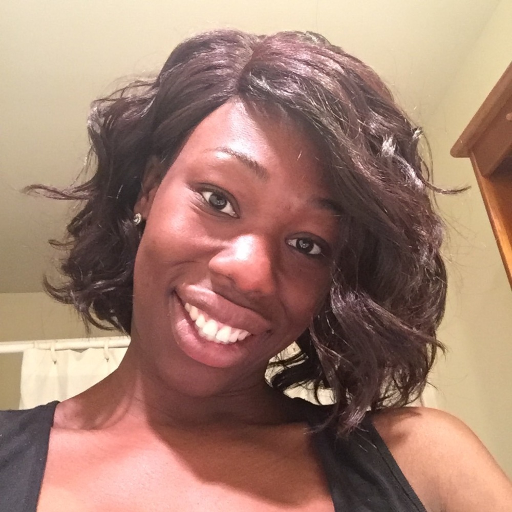 Meet your Posher, Samantha
